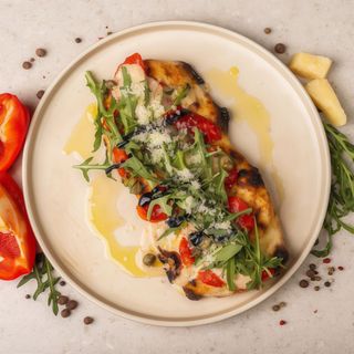 Піцетта з печенем перцем та соусом тонато (230г)