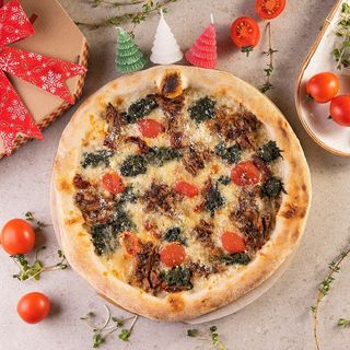 Піца різдвяна з індичкою (М)