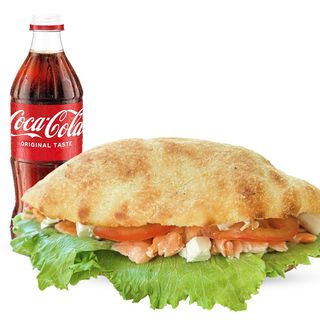 IQ Піта з лососем + Кока-Кола