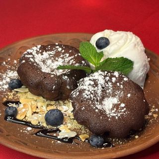 Шоколадний Фондан з морозивом