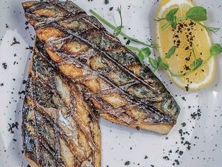 Скумбрія запечена