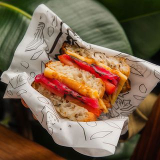 Сендвіч з лососем