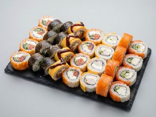 Сет святковий 1100г.