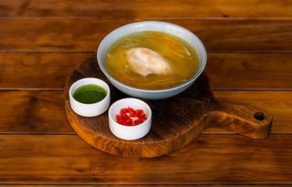 Курячий бульйон з локшиною (300г)