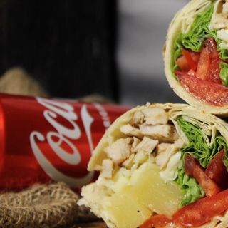 Смакуй Гавайську з колою 0,33