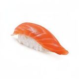 Нігірі зі свіжим лососем