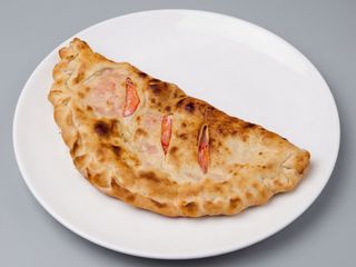 Кальцоне Ніца