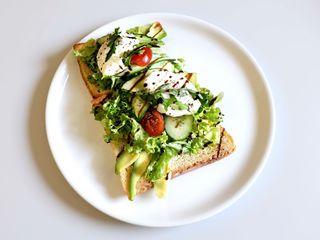 Великий сніданок Бенедикта з креветками (530грам)