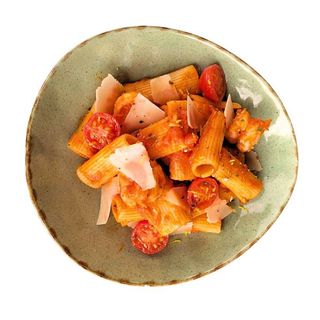 Паста з креветками та чері