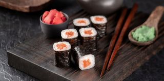 Макі лосось (120г)