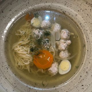 Бульйон курячий з фрикадельками
