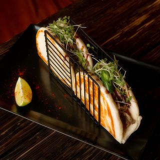 Булочки Бао з тушкованою телятиною (270г)