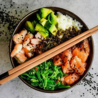 Поке з тунцем