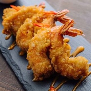 Тигрові креветки в сухарях Панко