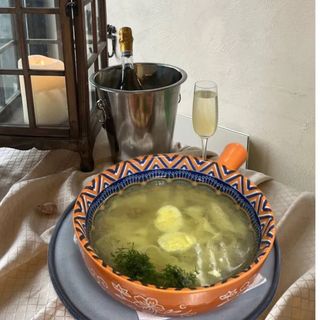 Бульйон з домашньою пастою та куркою