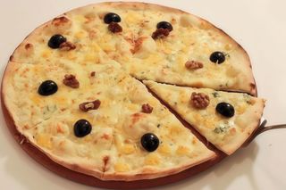 Пiца Квантро Формаджі (33см)