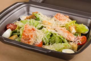 Цезар з куркою та крамблом з бекону (280г)