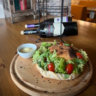 Італійський бургер в тісті