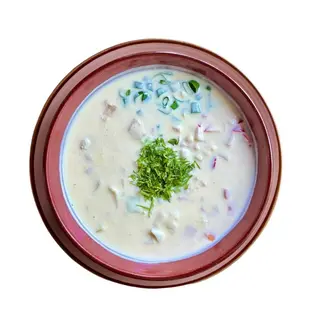 Окрошка з куркою та шинкою