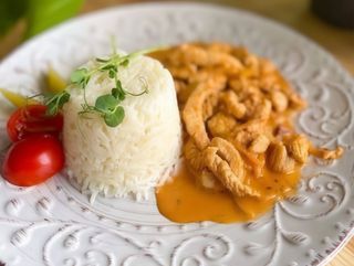 Бефстроганів з індички з рисом (260г)