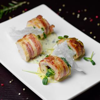 Рулетики з індички в беконі (280/50 г)