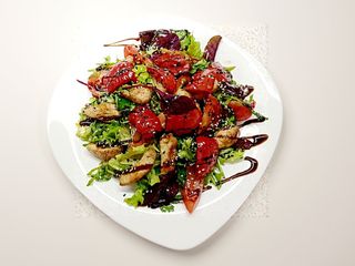 Салат "З куркою гриль" (280г)