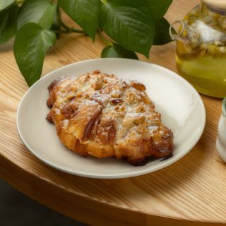 Круасан з ліщиною (160 г)