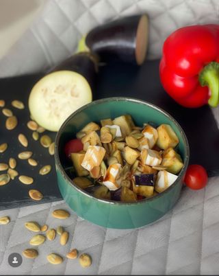Салат з хрустким баклажаном і фетою 