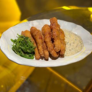 Креветки панко з чукою і соусом тартар 