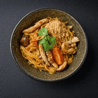 Локшина Том Ям з куркою (380г)
