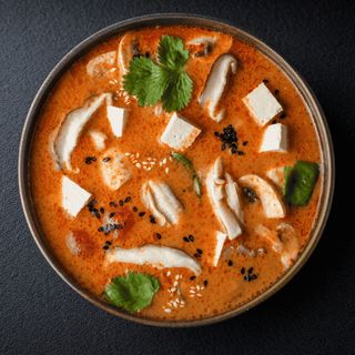 Том ям на кокосовому молоці з тофу та грибами шиїтаке (400/100 г)