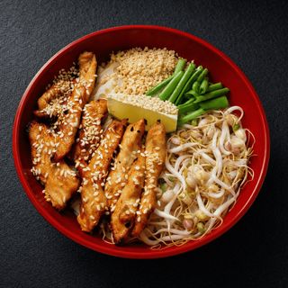 Локшина PAD THAI з куркою (370 г)