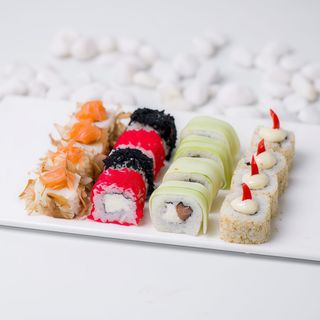 Сет Улюблений мікс (16шт/345г)