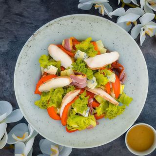 Салат Сhicken-blue cheese (390г)