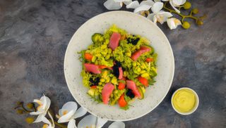 Салат Tuna (400г)