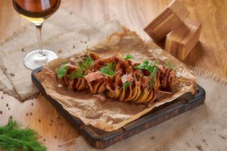 Картопля з беконом та BBQ (170г)