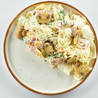 Салат Ніжний з шинкою (200г)