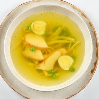 Бульйон з курочкою