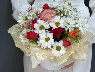 Композиція «Троянди, тюльпани, хризантеми»