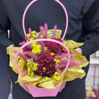 Композиція «Хризантема, статиця та колоски»