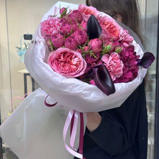 Букет «Кали (3), Антік Трансетер (4), діантус (3), Пінк Еспрешн (3)»