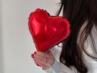 Серце фольговане червоне, (надутий повітрям) 25см