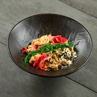 Фунчоза з тунцем у вершковому соусі (360г)