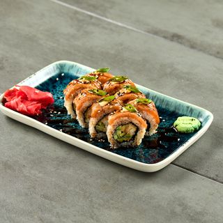 Рол з обпаленим лососем (290\40)