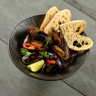 Чилійські мідії у Вершковому соусі (300/45г)