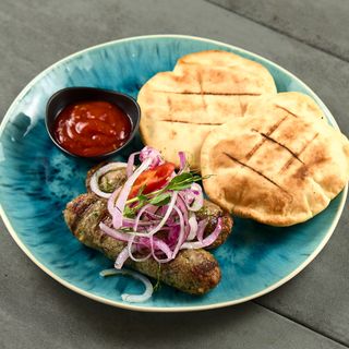 Кебаб зі свинини та яловичини (280/40г)