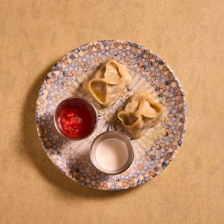 Манти з телятиною (2 шт)