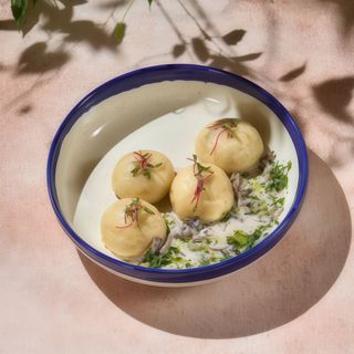 Галушки з куркою та грибами(350гр)