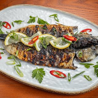 Скумбрія у цитрусовому маринаді (500г)