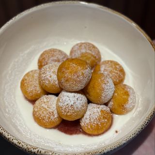 Сирні кульки-пончики (120/50г)